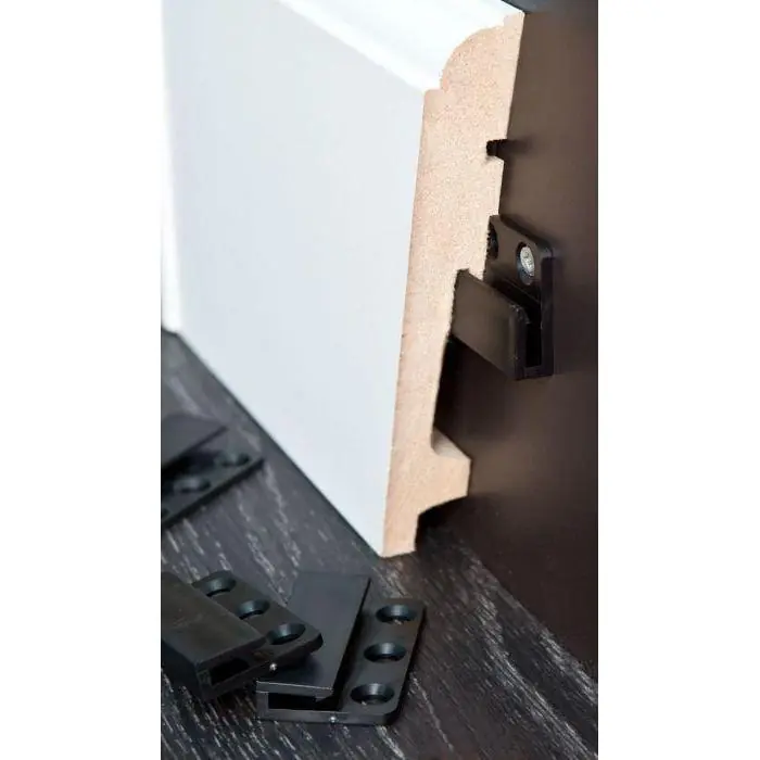 Maclean plintclips + boormal in zakje (25 stuks)