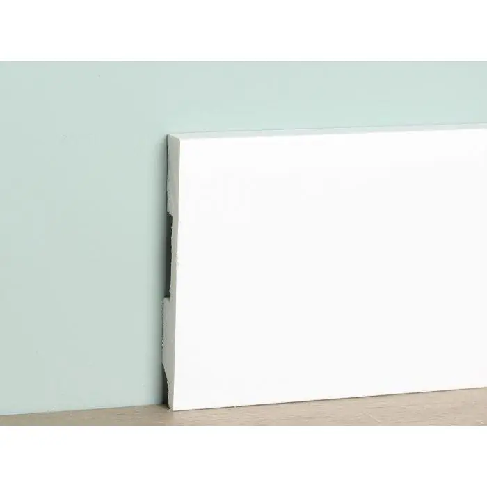 Maclean watervaste robuust plint wit 15x120 mm. 240 cm.