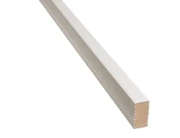 AgnesAgnes platte plint 8x44cm PEFC