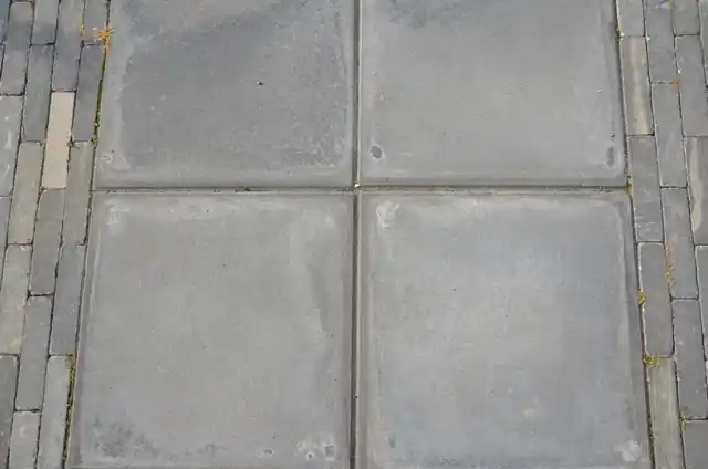 Betontegel 50X50X5 ANTRACIET KOMO