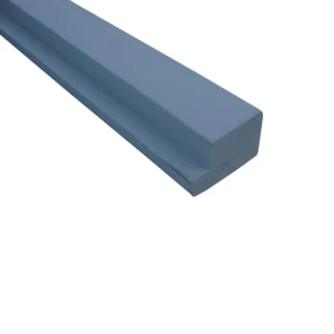 Raamhout geprofileerd Enkel Glas 40x67 hardhout gegrond lang 295 cm boven- en zij dorpel.