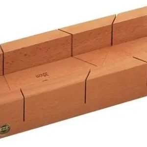 VERSTEKBAK L300XB62XH37MM HOUT VAN RODE BEUK GELAKT ECE