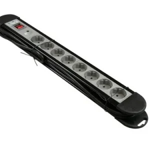 TAFELCONTACTDOOS PRO 8 VOUDIG MET RANDAARDE 3 METER 3X1.5MM MET SCHAKELAAR
