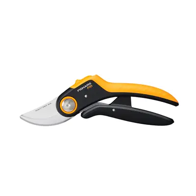 1066044 - FISKARS PLUS POWERLEVER SNOEI-SCHAAR