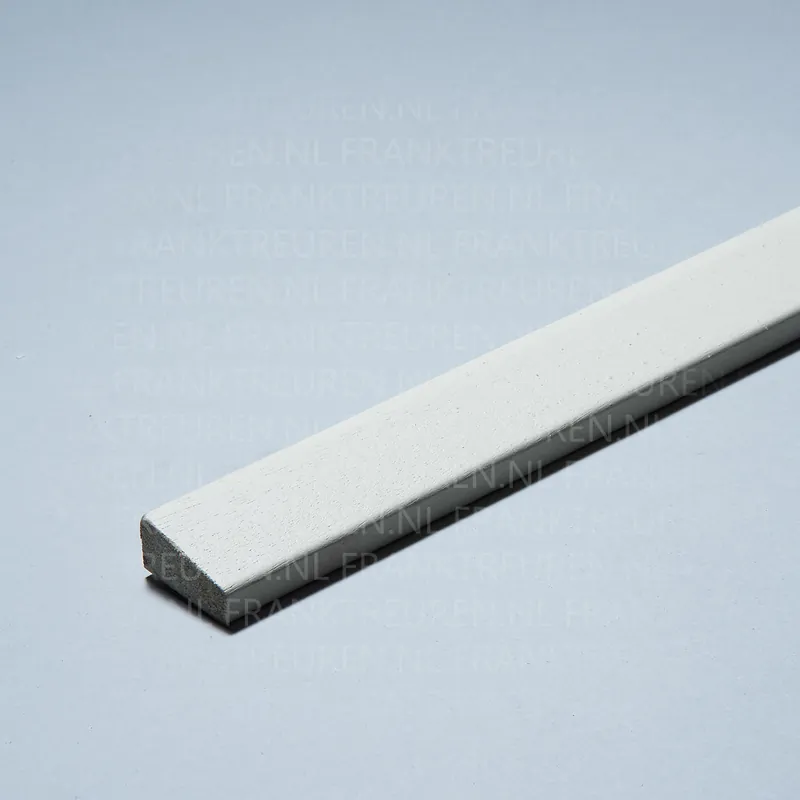 *Glaslat meranti VL gegrond 80-100mu 15x33mm A3 schuin