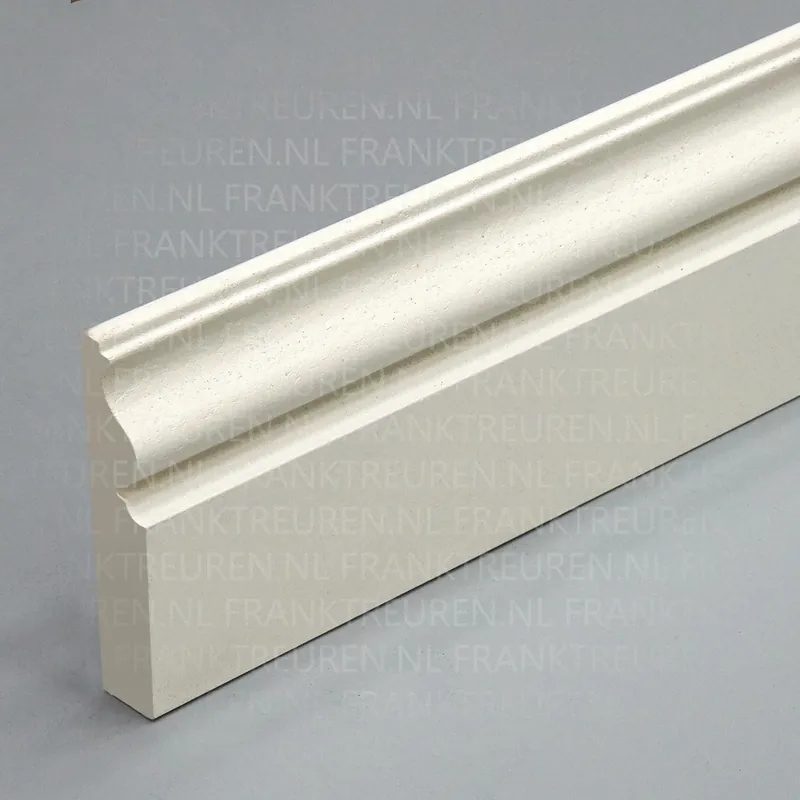 Engelse plint MDF V313 gegrond 18x95mm (4)